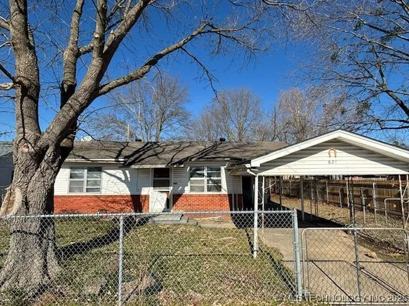 821 Raymond Ave, Hartshorne, OK 74547