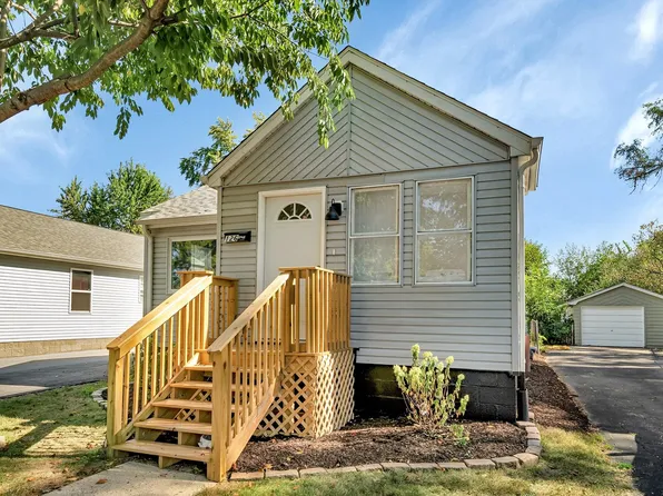 126 1/2 Independence Ave, Joliet, IL 60433