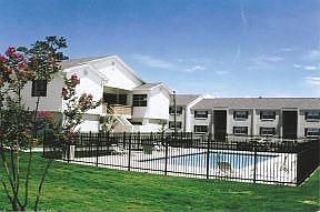 2nd image of 7211 Crane Ave APT 3