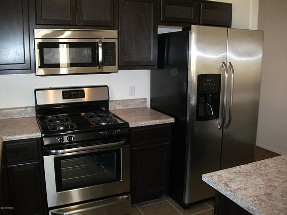 3rd image of 1678 W Osasuna Dr