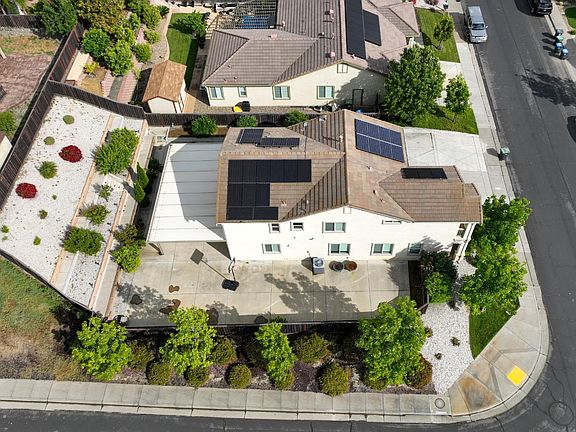 2nd image of 3871 Danbury Way