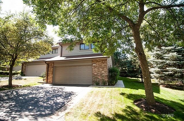 1st image of 27 Commons Dr #27