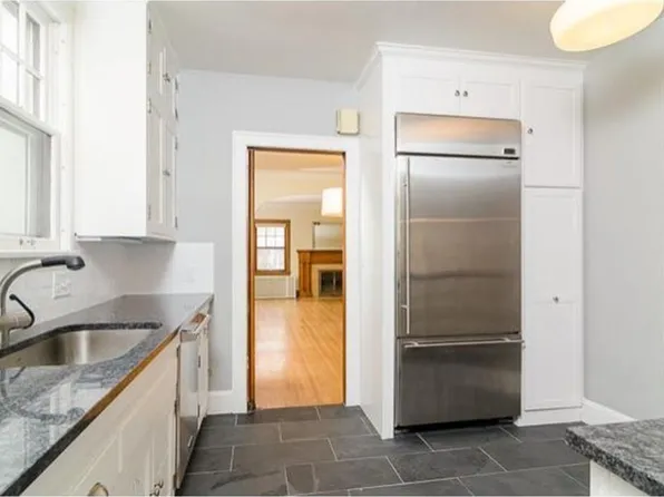 4433 Vincent Ave S Floor 2, Minneapolis, MN 55410