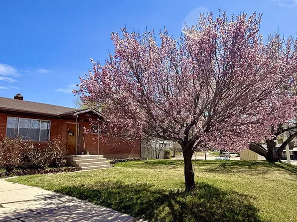 70 N Main St, Glendale, UT 84729