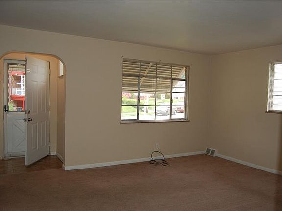 5th image of 1957 Majestic Cir