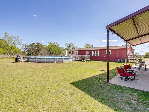 4th image of 321 Young Rd