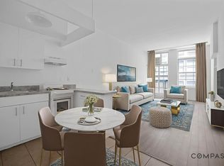 88 Fulton St #325, New York, NY 10038