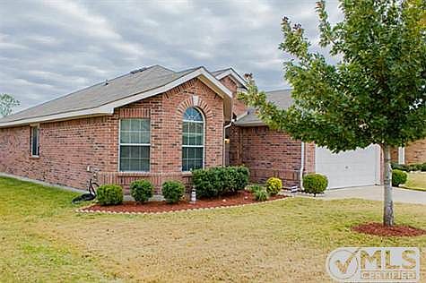 2nd image of 8601 Autumn Creek Trl