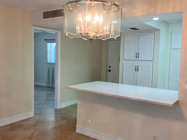 6000 NW 2nd Ave APT 439, Boca Raton, FL 33487