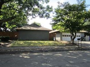 3417-3419 NE View Ave, Gresham, OR