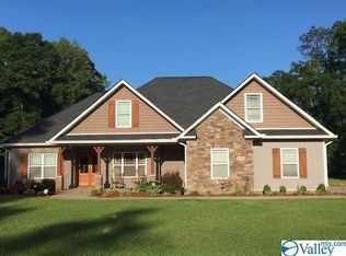 14744 Cheyenne Dr E, Athens, AL 35613