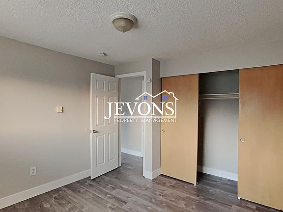 3rd image of 14417 Union Ave SW APT C