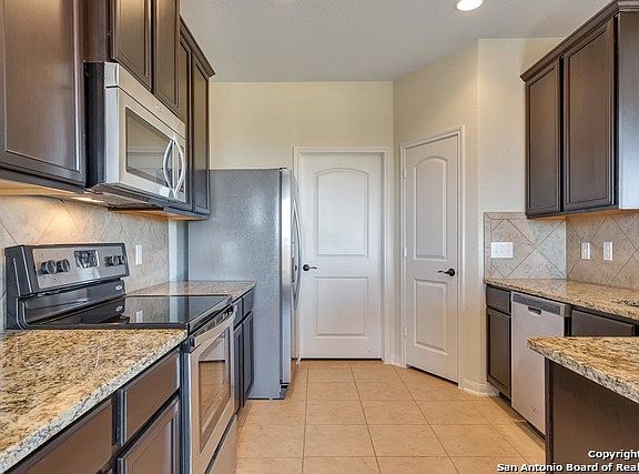 3rd image of 12651 Shoreline Dr