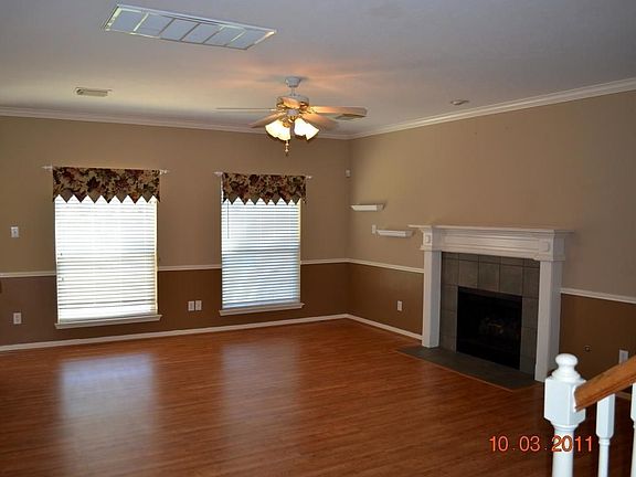 2nd image of 1706 Roaring Springs Ln
