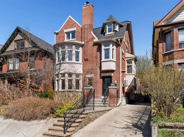 220 Wright Ave, Toronto, ON M6R 1L3