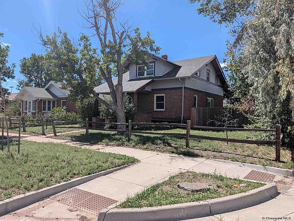 2nd image of 3020 Cribbon Ave