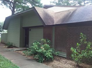 3166 Olive Tree Ct, Decatur, GA 30034