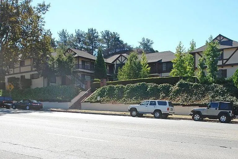 2010 Verdugo Blvd #3 — Photo 12