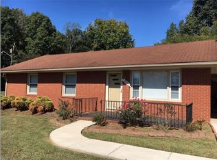 2901 Electric Dr, Winston Salem, NC 27107