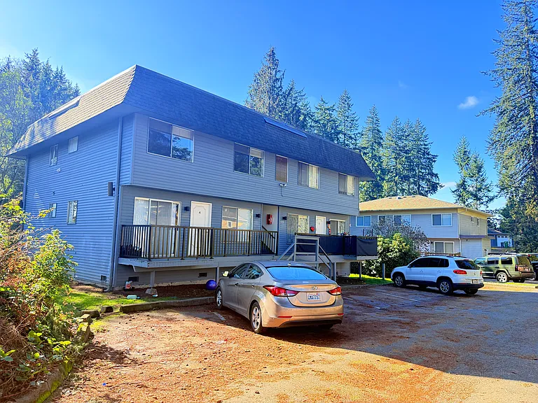 5405 220th St SW #B — Photo 2