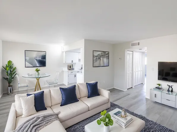 The Meridian at 2825, 2811 Central Ave, Fort Myers, FL 33901