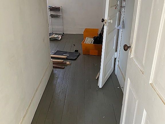 3rd image of 305 Park St