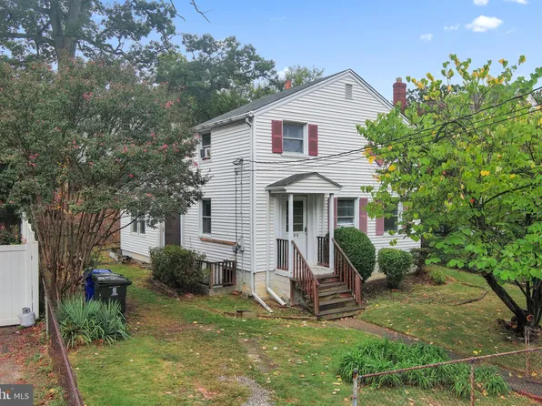 5105 11th St S, Arlington, VA 22204