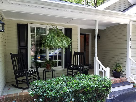 Front Porch / Entry