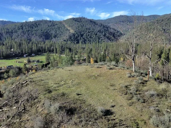 480 Oak Ranch Rd, Lewiston, CA 96052