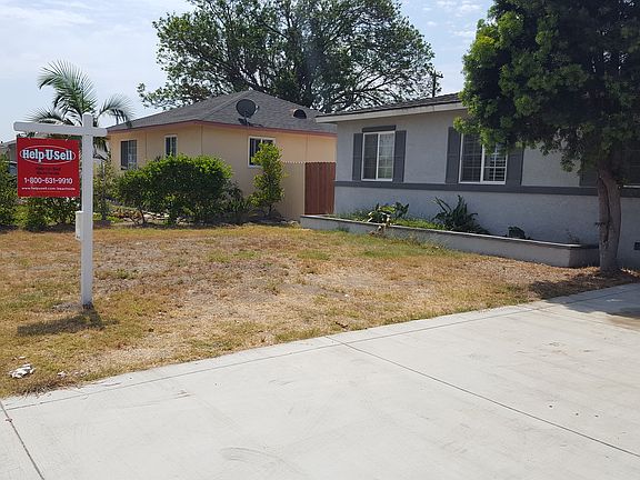 2nd image of 10542 Lampson Ave