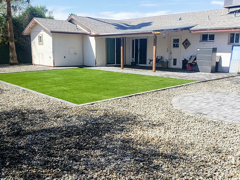 633 E Malibu Dr — Photo 13