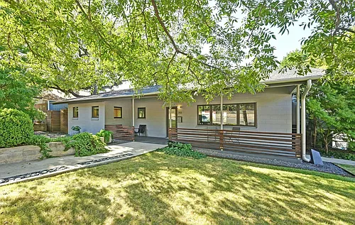 701 Brownlee Cir Photo 1