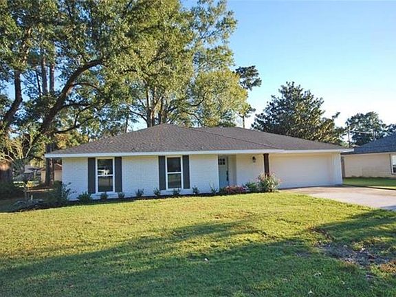 3rd image of 46598 Highland Dr