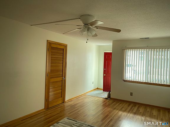 4th image of 155 Redstone Hill Road #60