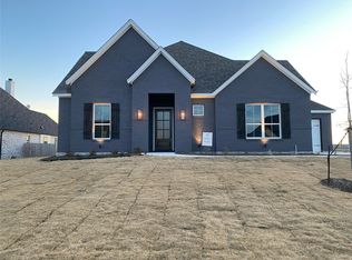 14809 Crystal Spring Dr, Justin, TX 76247