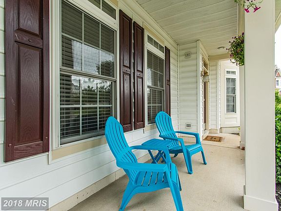 3rd image of 9826 Earls Ferry Cir