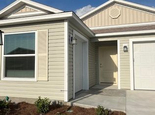 6487 Peter Ln, Okahumpka, FL 34762