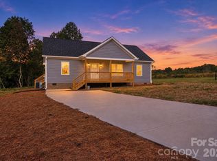 315 Beattie Rd, Kings Mountain, NC 28086