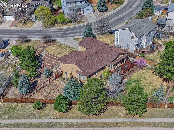 3rd image of 7635 Julynn Rd