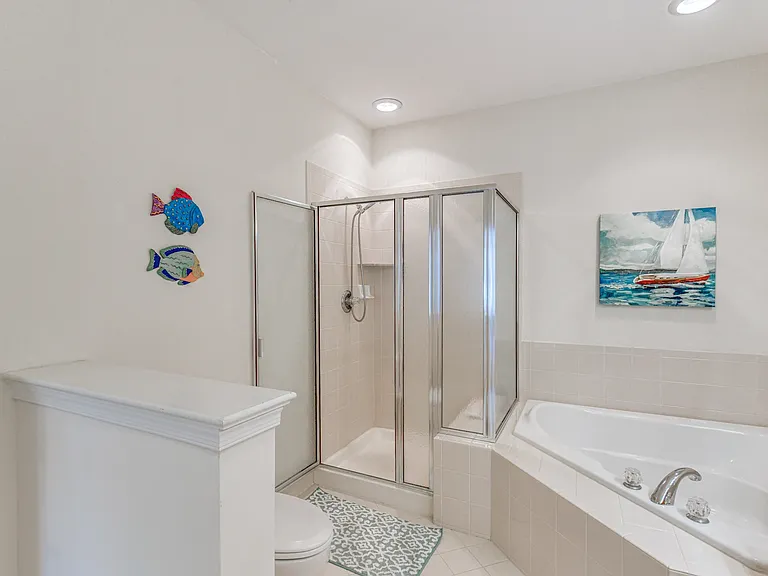 Master bath shower and tub