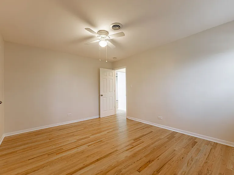 209 Washington Sq #C — Photo 10
