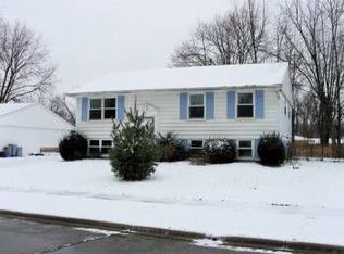 299 Imperial Dr, Columbus, OH