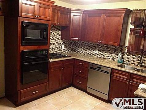 2nd image of 706 Towne House Ln