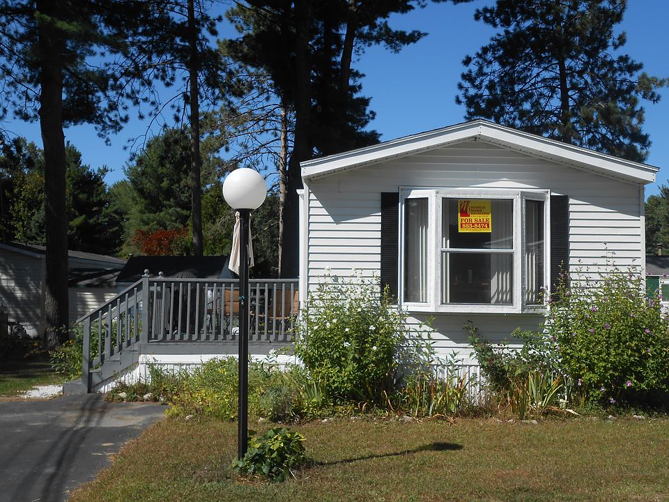 1st image of 30 Goosefare Dr