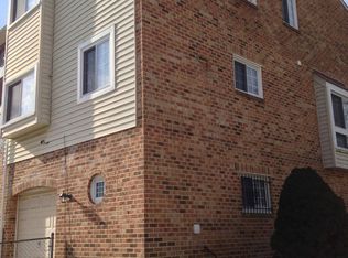 1909 Valley Ter SE, Washington, DC 20032