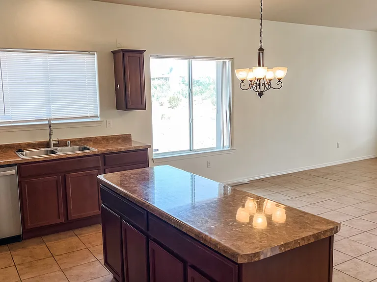 3519 Sierra Bonita Ave — Photo 5