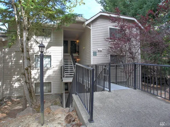 12505 NE 116th St #13, Kirkland, WA 98034