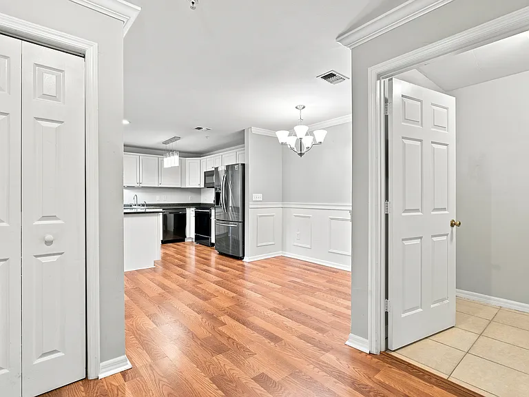 3591 S Kernan Blvd #813 — Photo 5