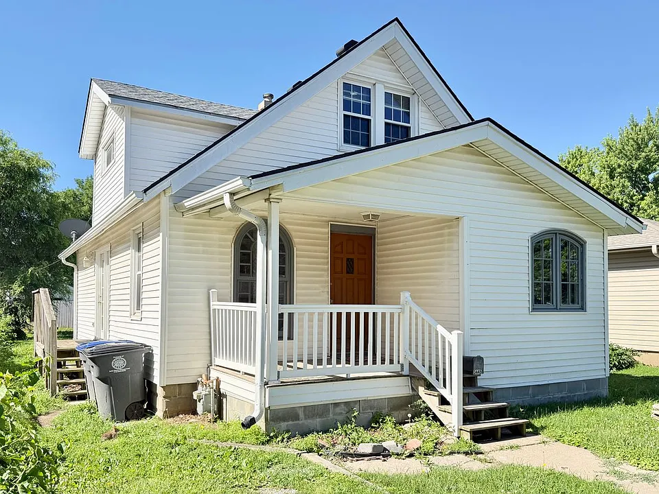 3445 3rd Ave