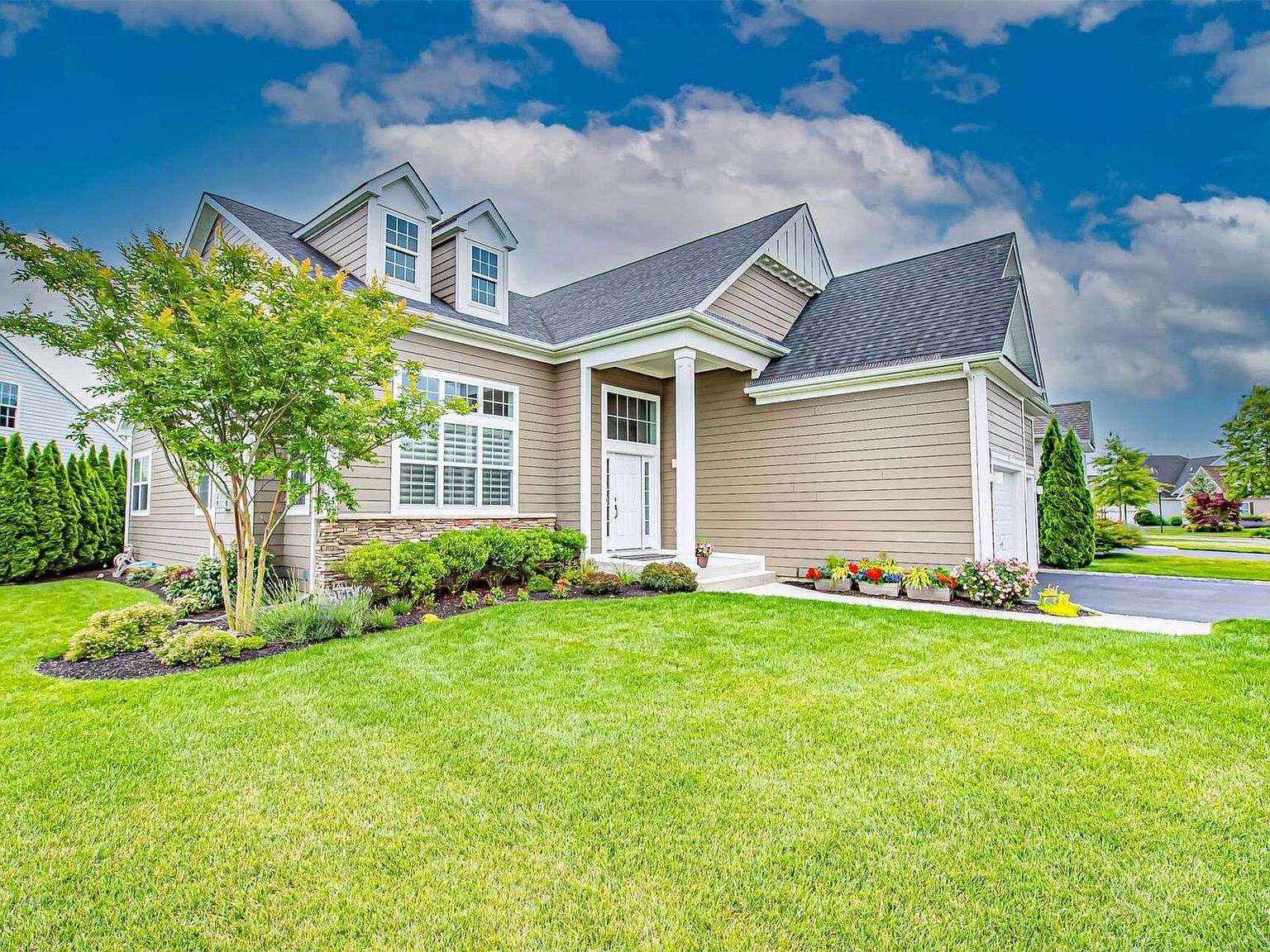 26 Foxglove Row, Aquebogue, NY 11931 Zillow